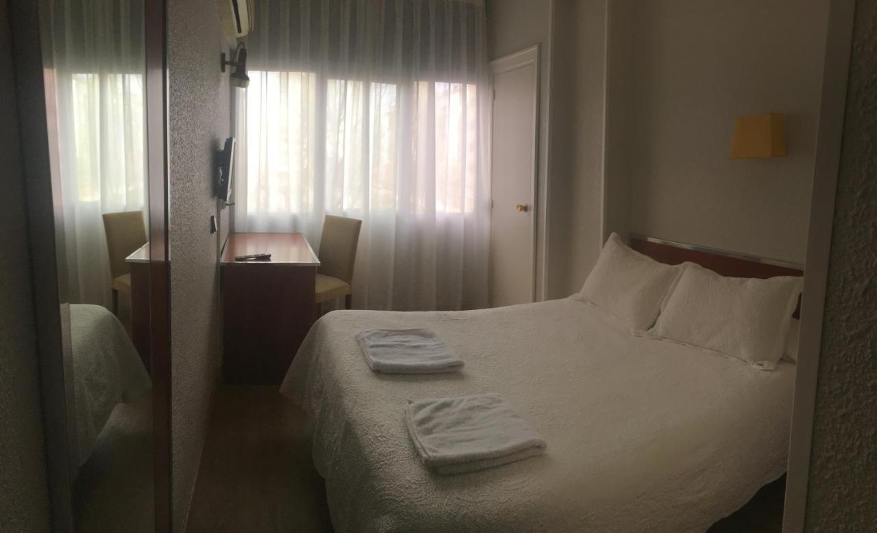 Hostal La Parrilla Tudela Extérieur photo